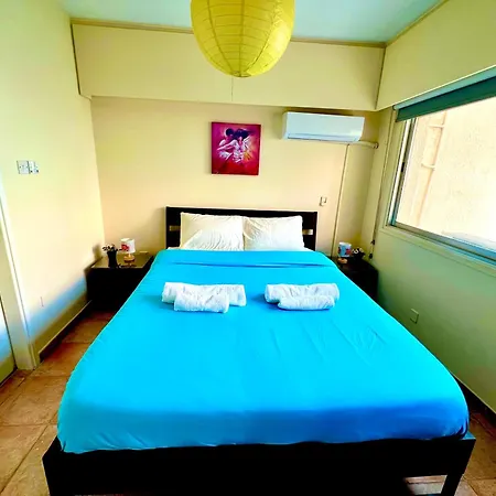 Apartment Charming Seaside Haven 1br Flat *