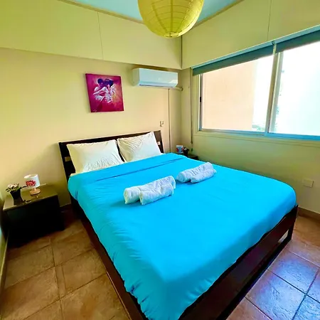 Charming Seaside Haven 1br Flat * Ларнака